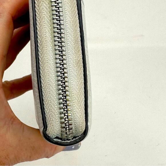 Kate Spade Schuyler Large Continental Wallet - WHITE - Picture 4 of 15